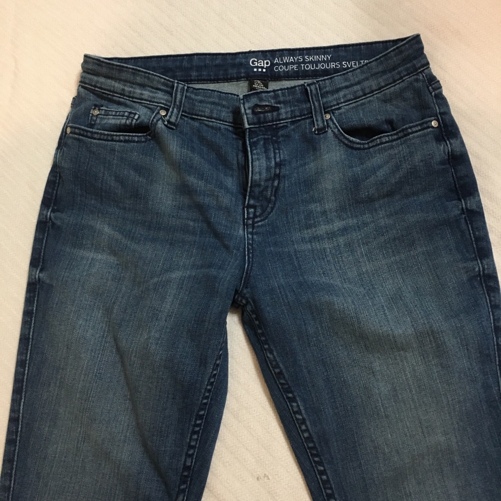 Gap Jeans - Picture 4 of 5